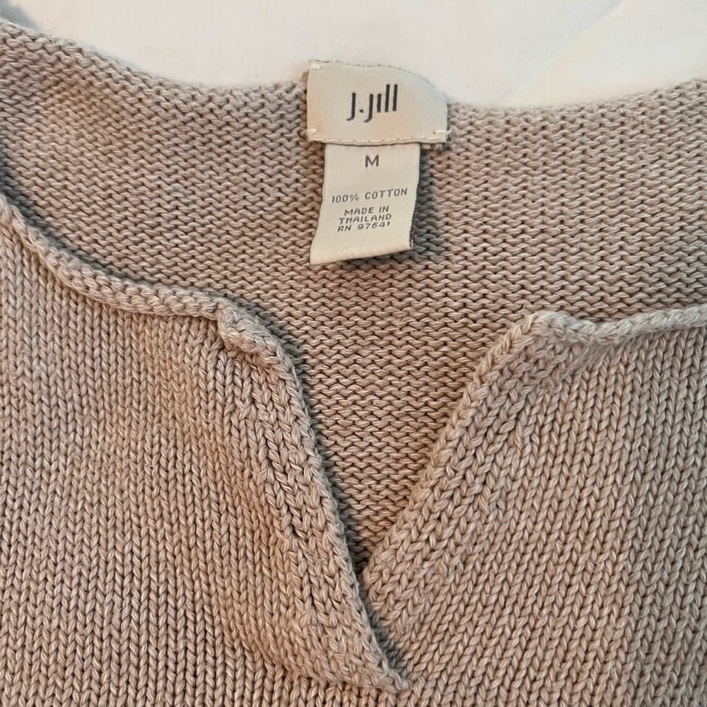 J JILL Sweater Cropped Split Neck Pullover. Long Sleeve. Side Buttons. Medium. - Picture 4 of 6